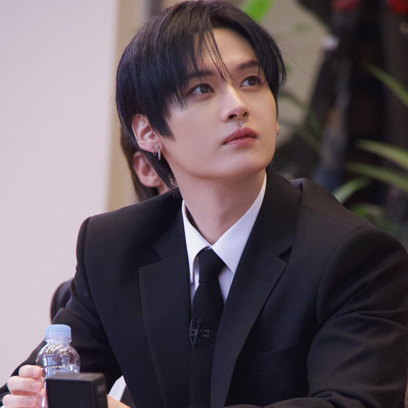 Latest photo of Lee Know (Stray Kids)