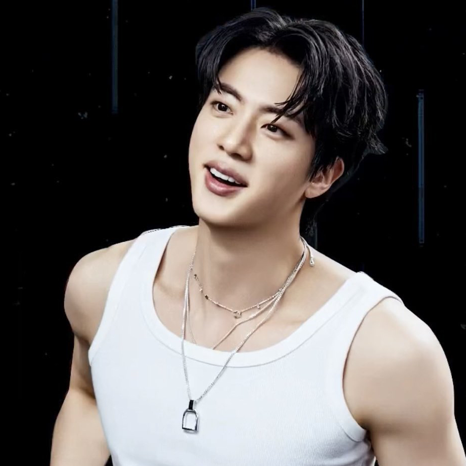 Momen yang diabadikan oleh penggemar Jin (BTS)