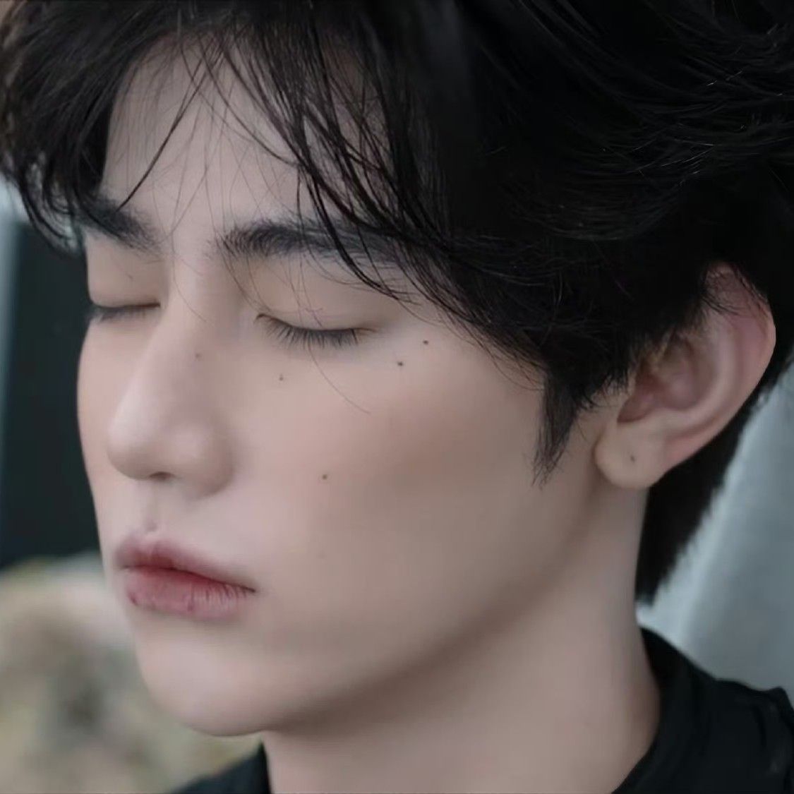 A moment captured by Zhang Hao's fan