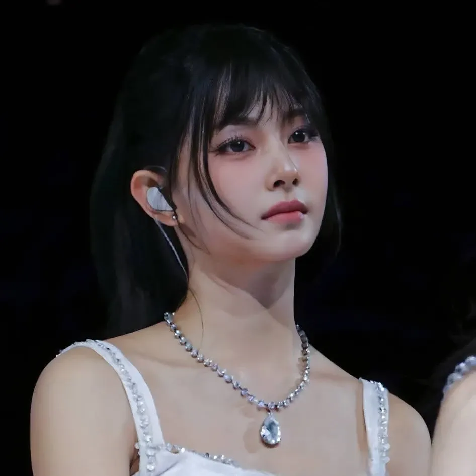 쯔위 (TWICE)의 최신 사진