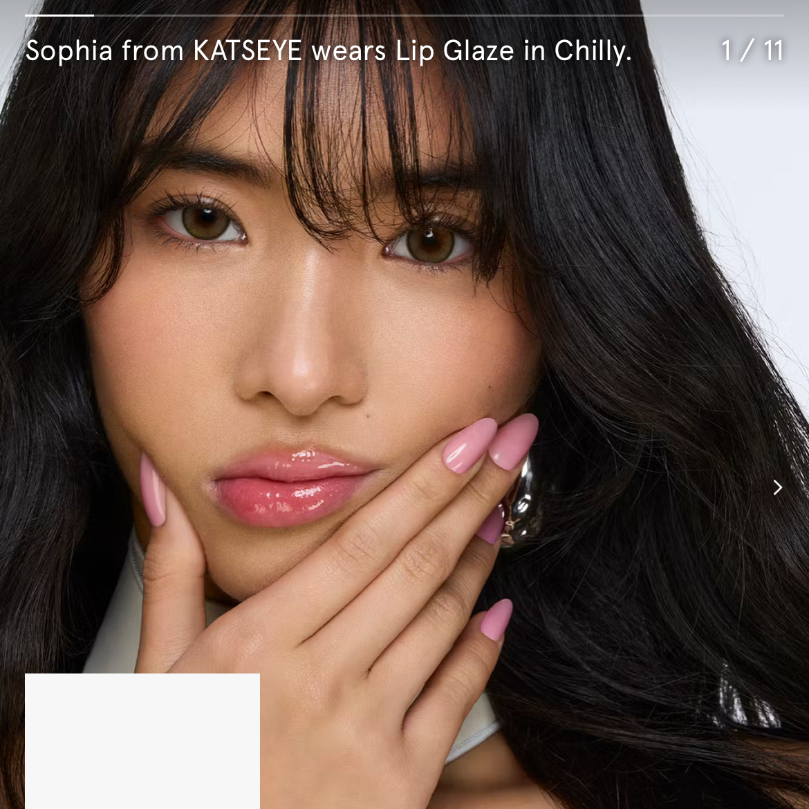 A moment captured by Sophia (KATSEYE)'s fan