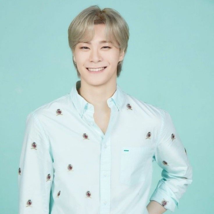 A moment captured by Moonbin (ASTRO)'s fan