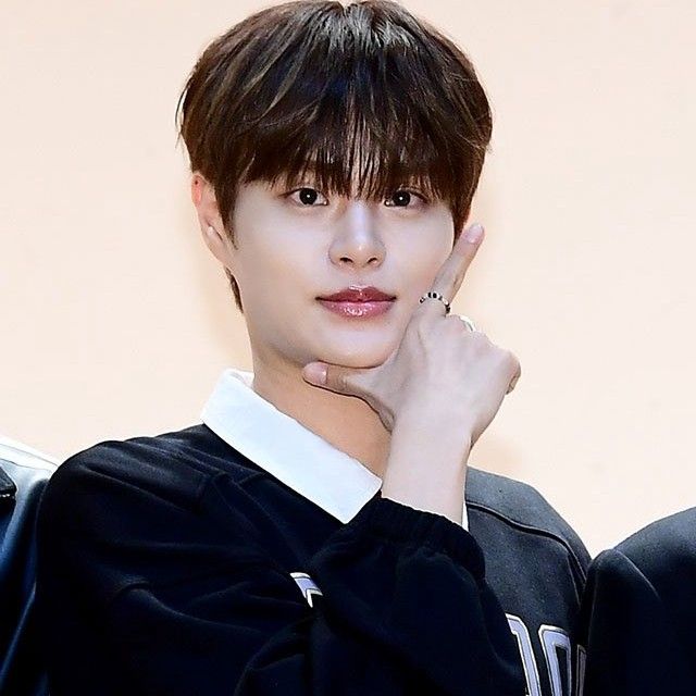 Latest photo of Lee Daehwi (AB6IX)