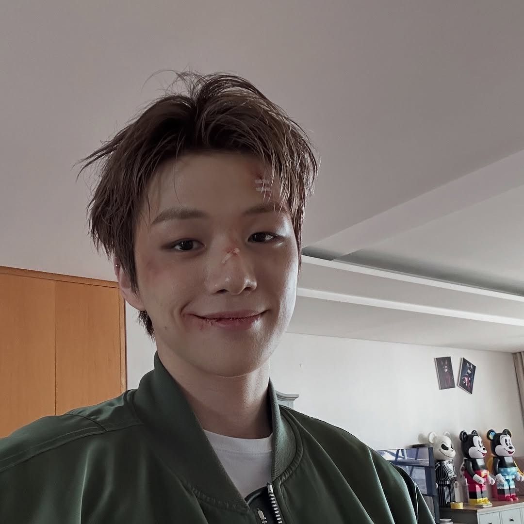 강다니엘의 비하인드 컷