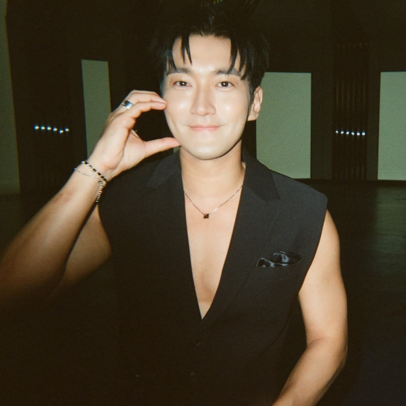A moment captured by Siwon (Super Junior)'s fan
