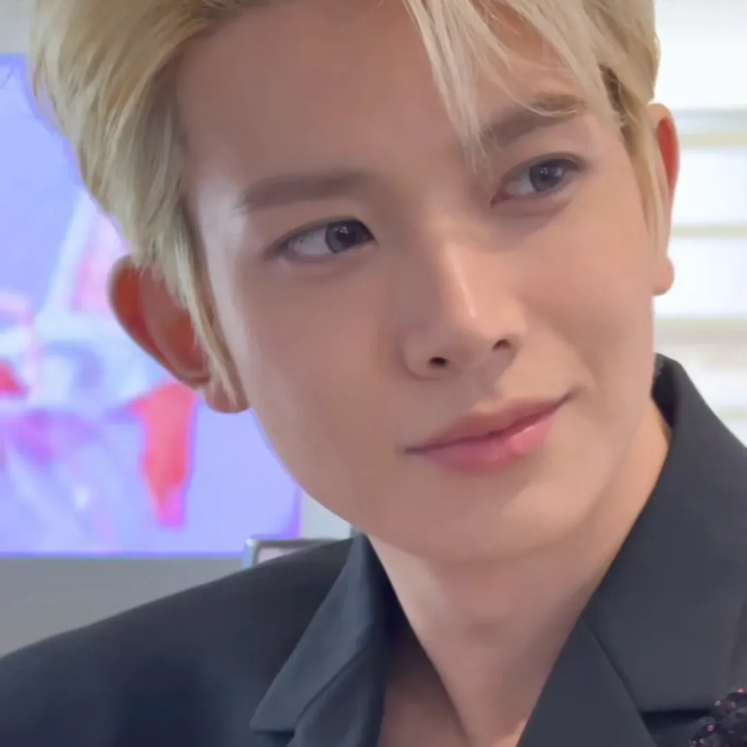 A moment captured by Evan's fan