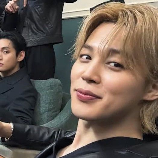 지민 (방탄소년단)의 비하인드 컷