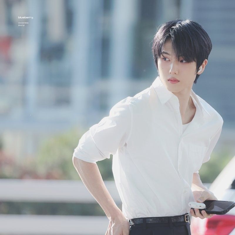 Behind-the-scenes cut of Jisung (NCT DREAM)