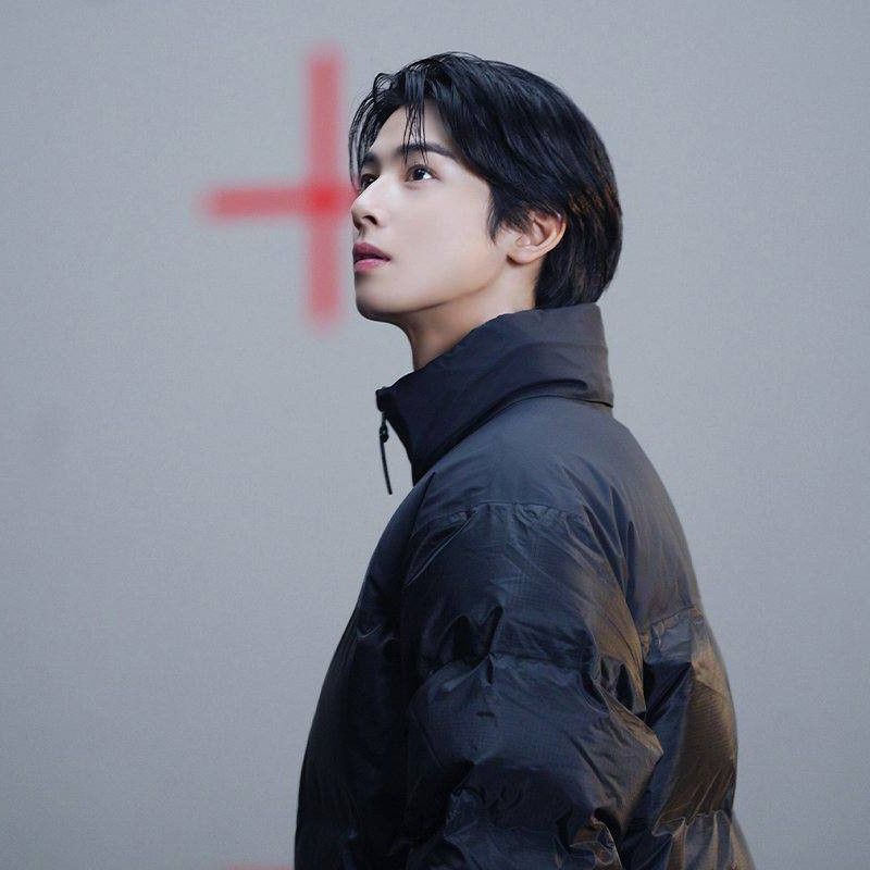 Recent activity shot of Eunwoo (ASTRO)