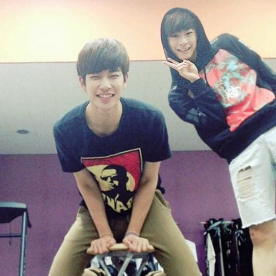 Latest photo of Moonbin (ASTRO)