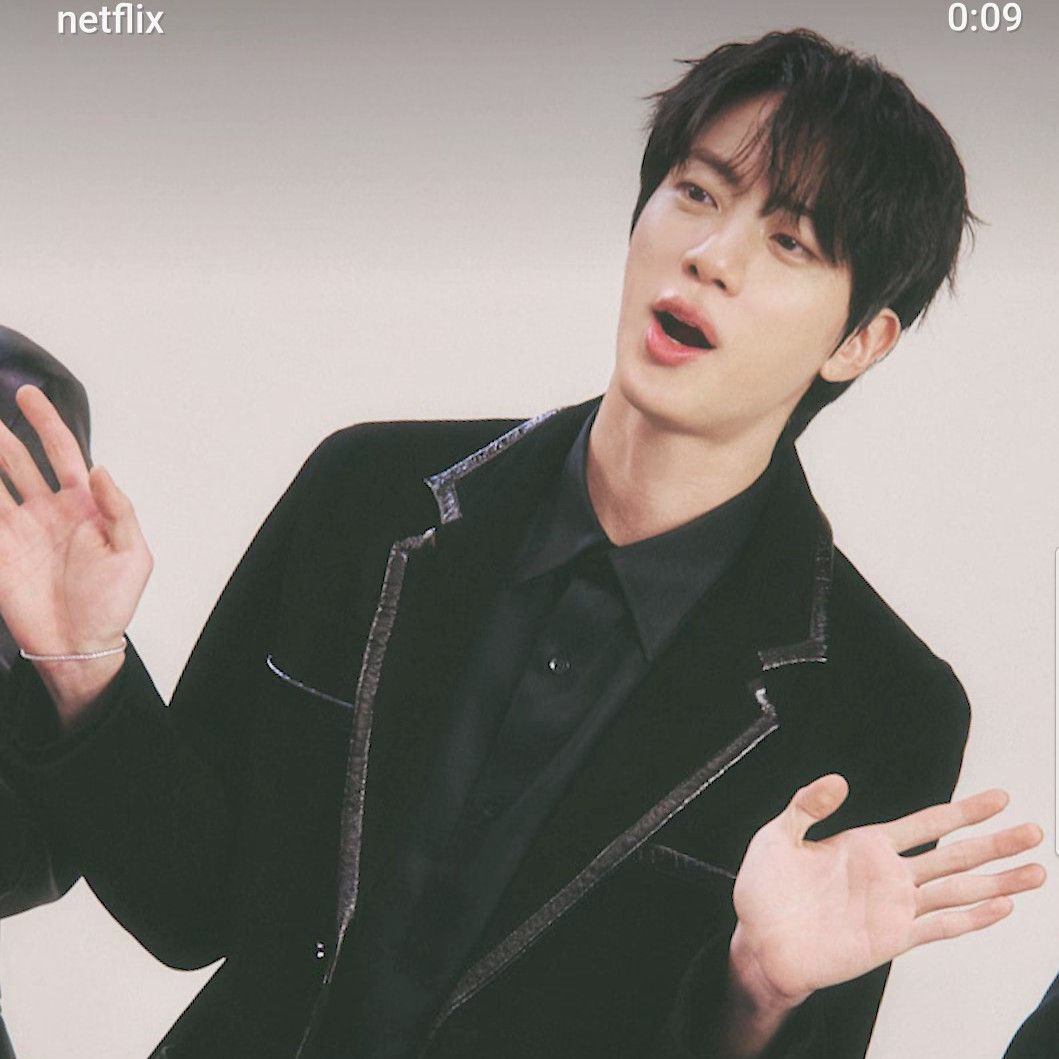 Foto terbaru Jin (BTS)