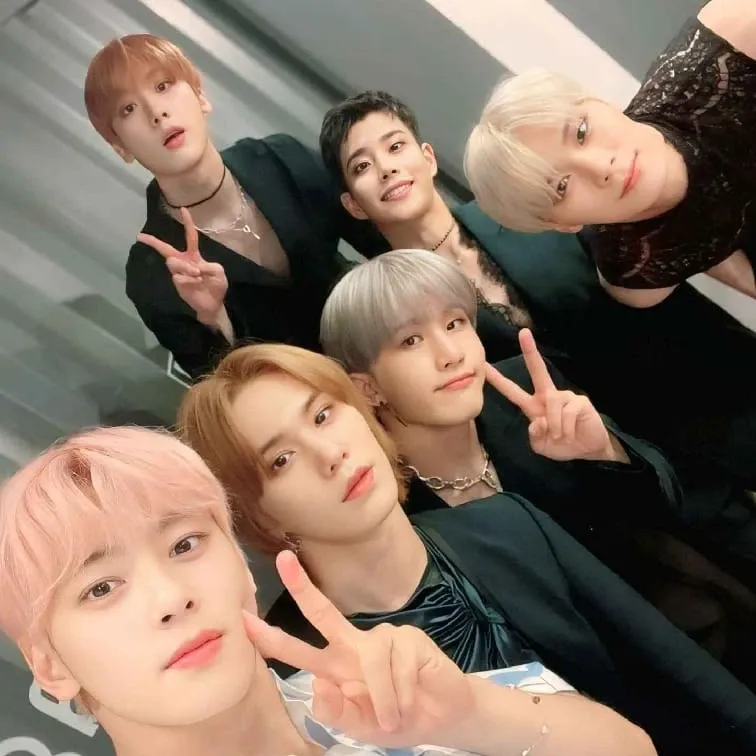 아스트로의 비하인드 컷