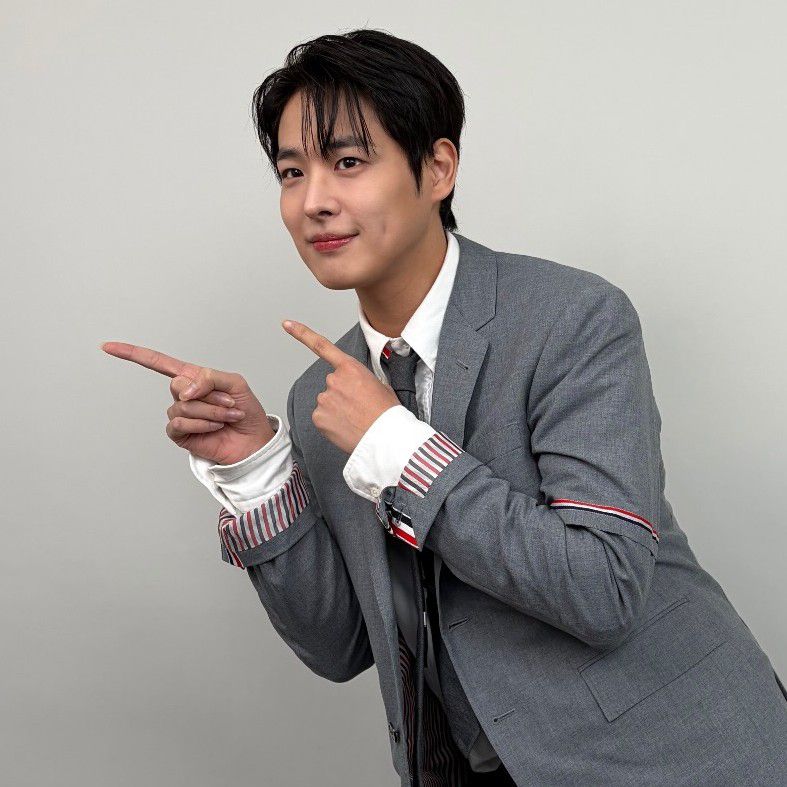 Recent activity shot of Choi Byungchan