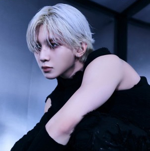 Recent activity shot of Yeosang (ATEEZ)