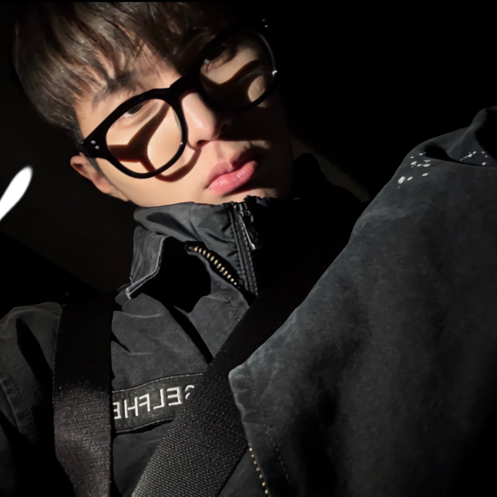 A moment captured by Ugeon (WHIB)'s fan