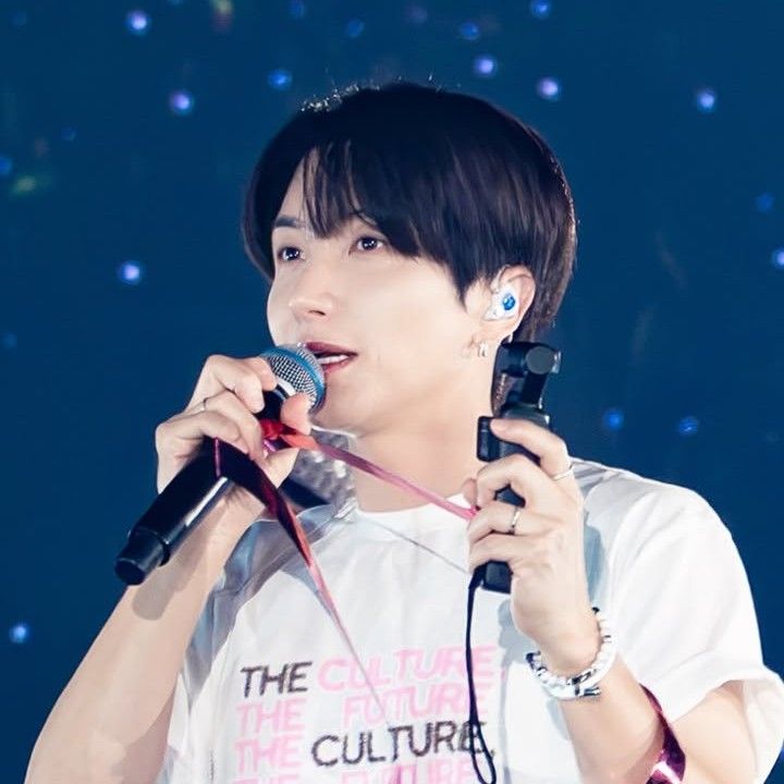 Latest photo of Leeteuk (Super Junior)