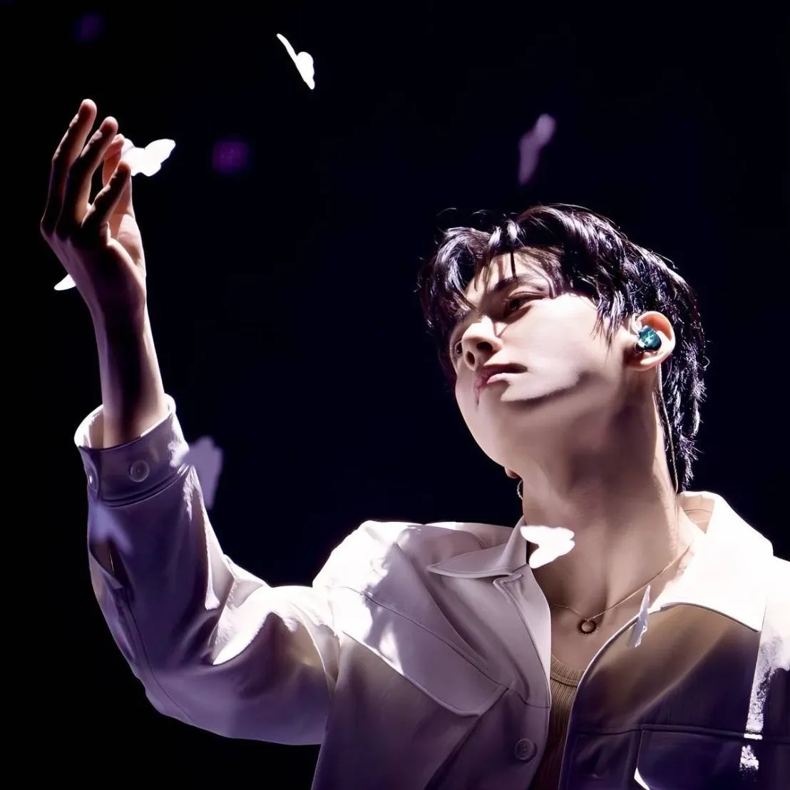 Behind-the-scenes cut of Eunwoo (ASTRO)