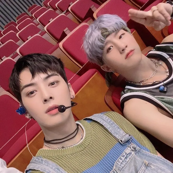 Behind-the-scenes cut of Jinjin (ASTRO)