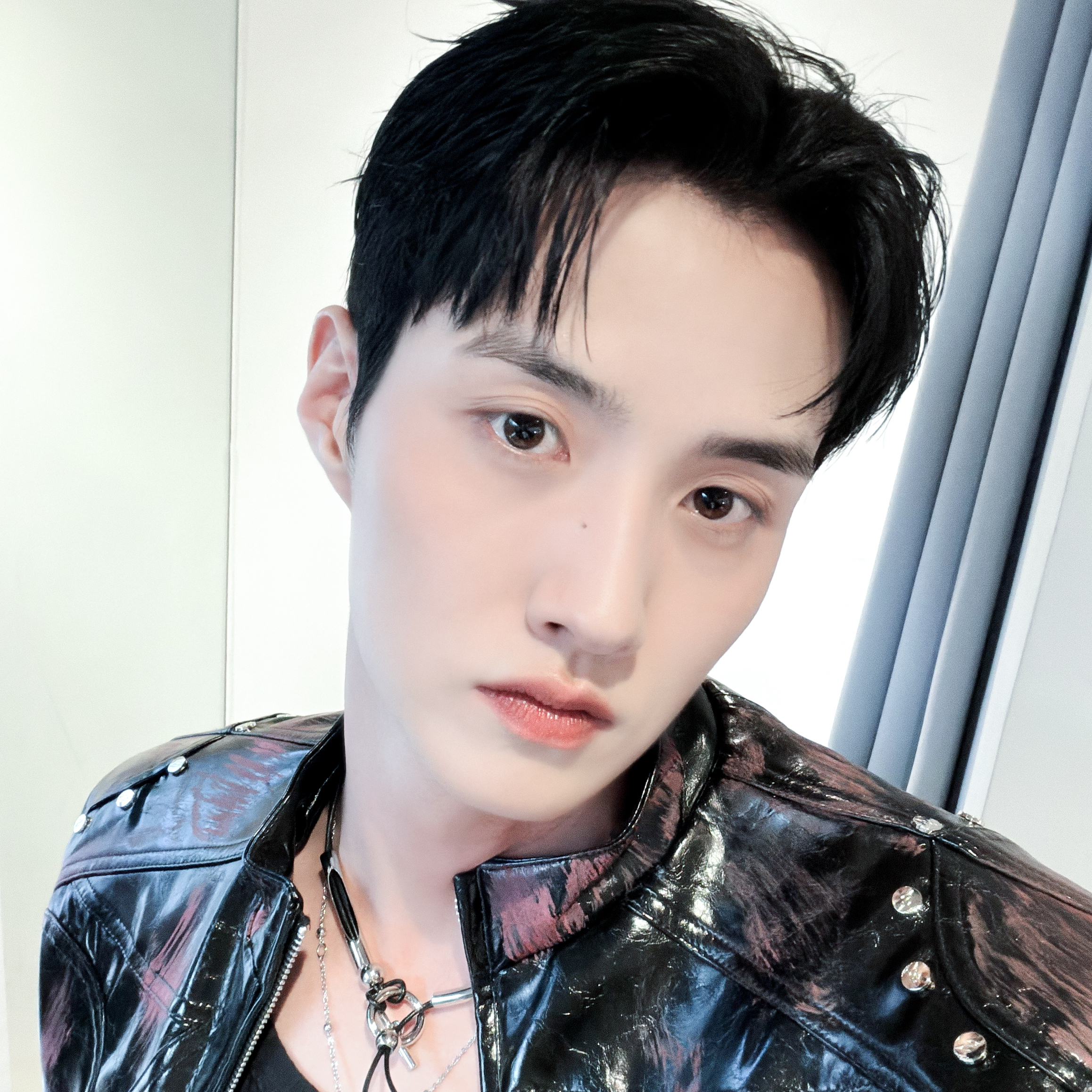 Recent activity shot of Yeoone (PENTAGON)