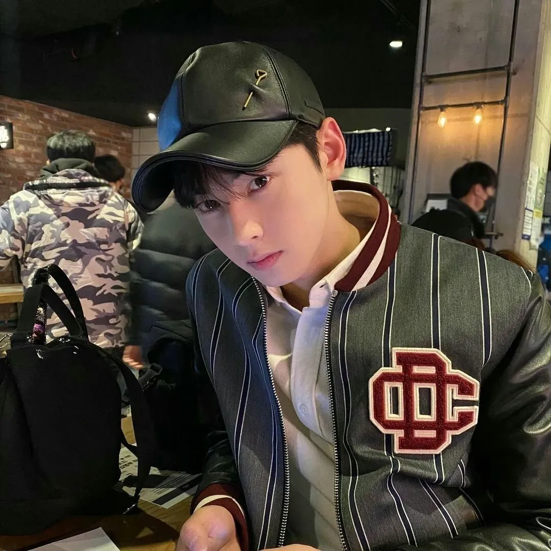 Recent activity shot of Eunwoo (ASTRO)