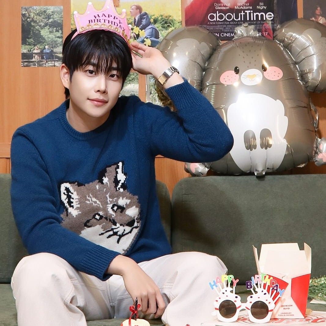 아스트로의 최신 사진