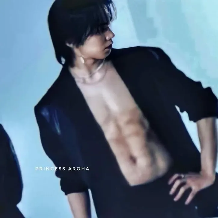 A moment captured by Rocky's fan