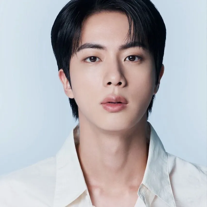 Foto terbaru Jin (BTS)