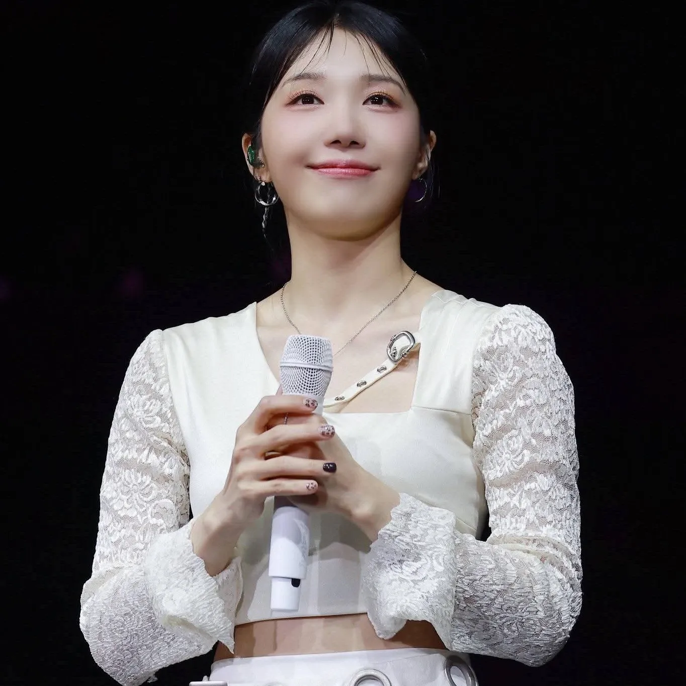 A moment captured by Jeong Eunji (Apink)'s fan