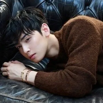 Recent activity shot of Eunwoo (ASTRO)