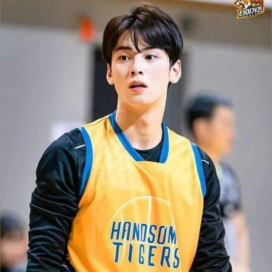 Latest photo of Eunwoo (ASTRO)