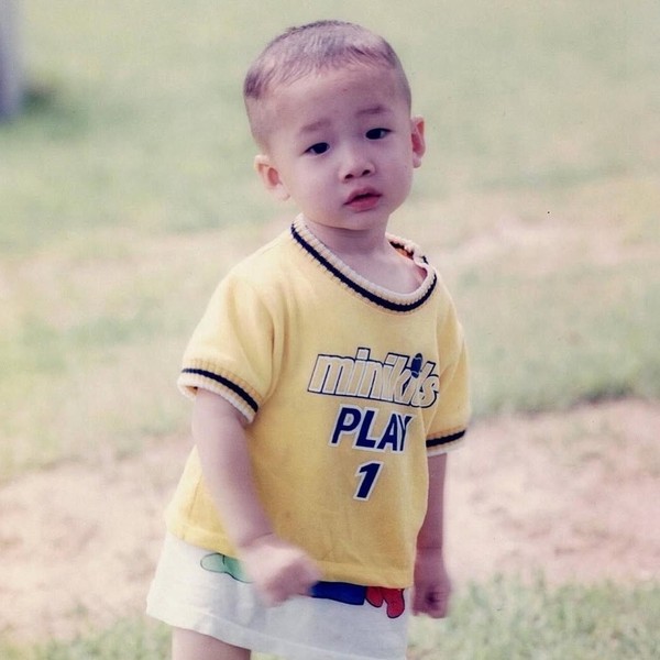 捕捉到方灿 (Stray Kids)魅力的代表照片