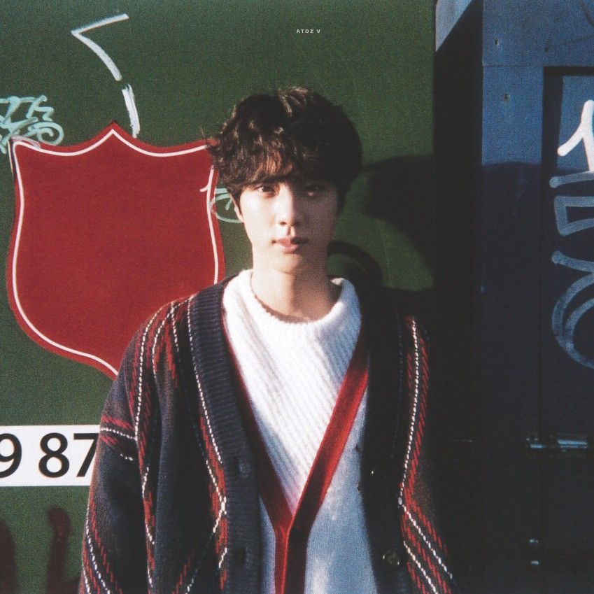 Behind-the-scenes cut of Jin (BTS)