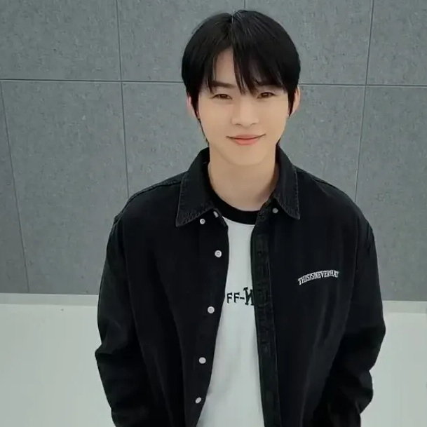 Recent activity shot of Hyojin (ONF)