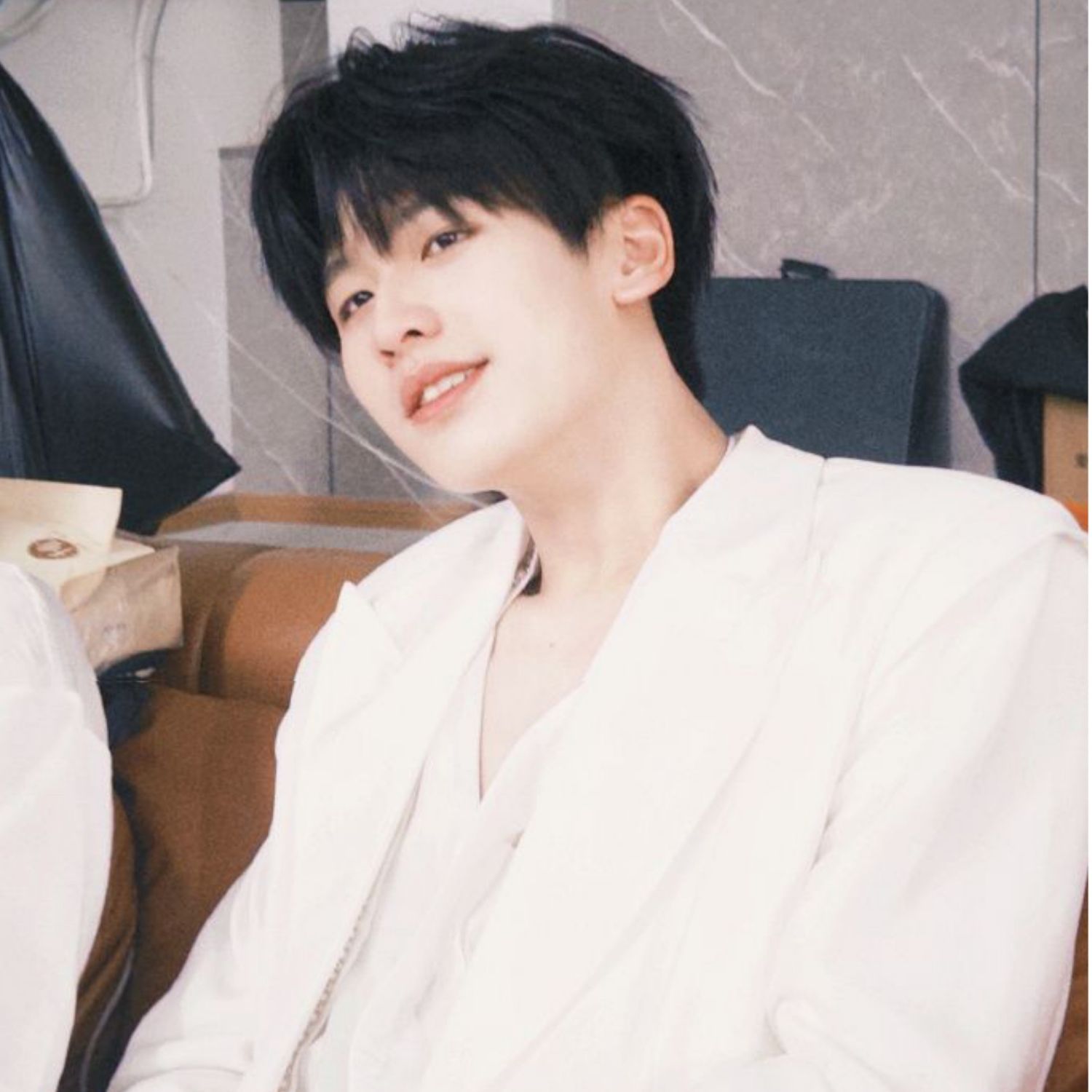 Behind-the-scenes cut of Shen (NexT1DE)