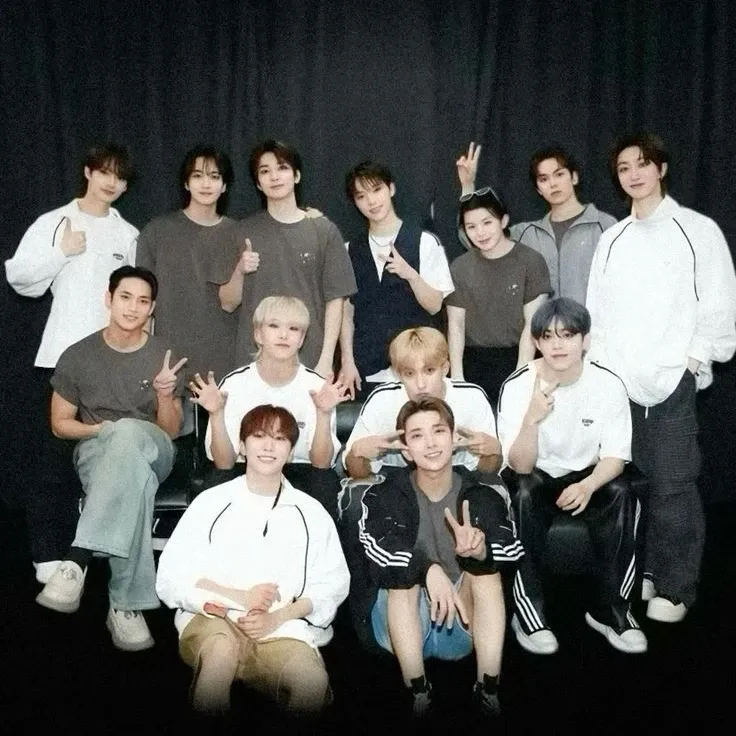 Foto aktivitas terbaru SEVENTEEN