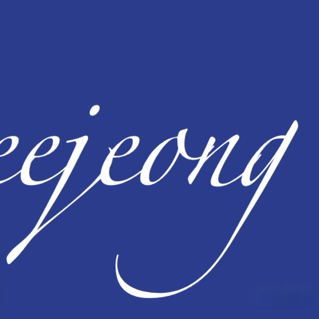 Behind-the-scenes cut of Leejeong (WHIB)