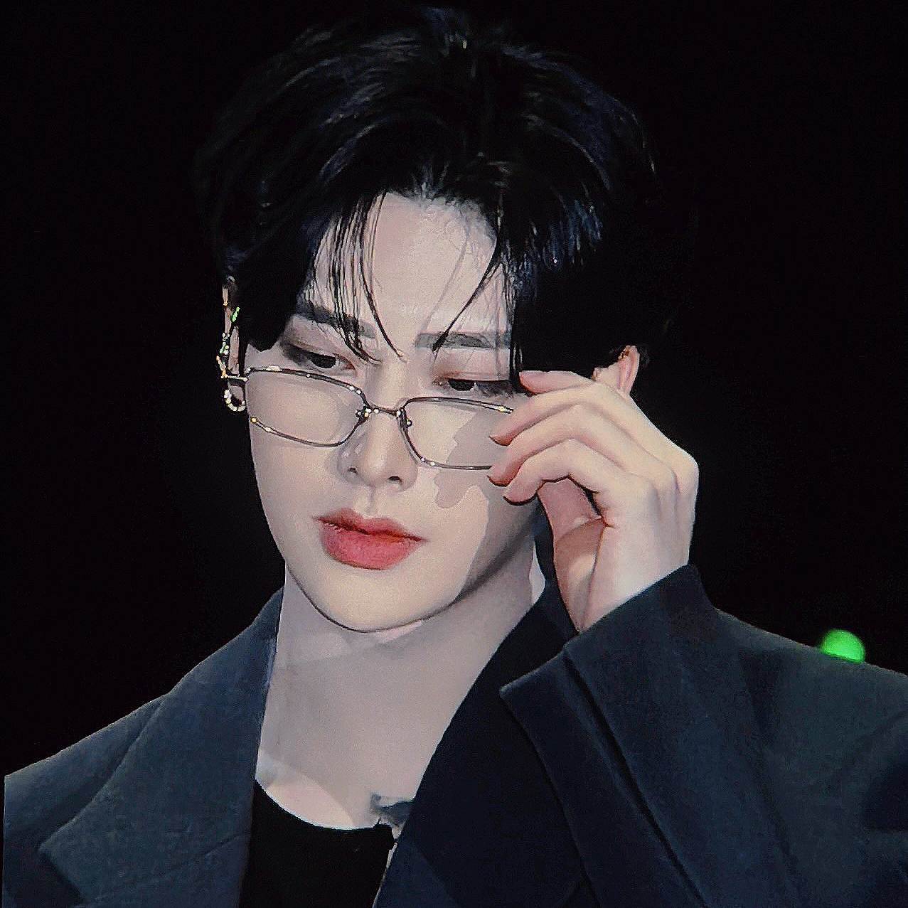 Recent activity shot of Ricky (ZEROBASEONE)