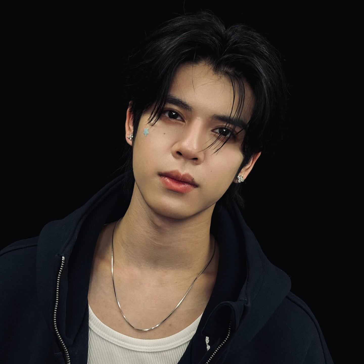 Behind-the-scenes cut of DORN (NexT1DE)