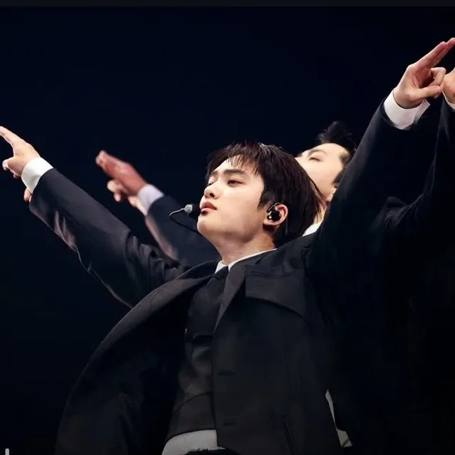 Foto aktivitas terbaru EXO