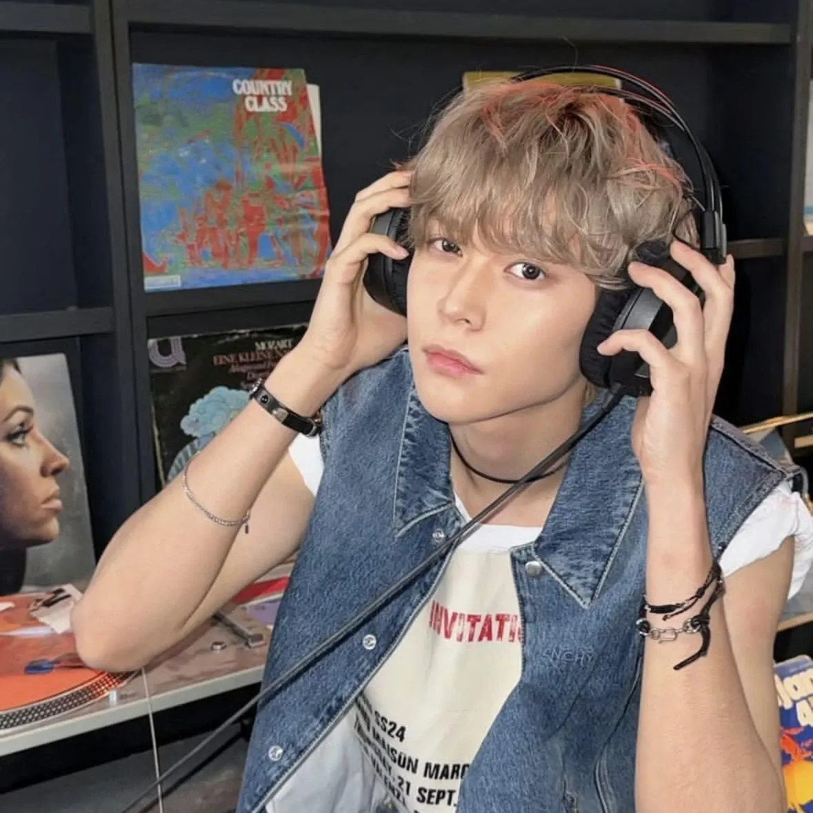 Behind-the-scenes cut of Eunseok (RIIZE)