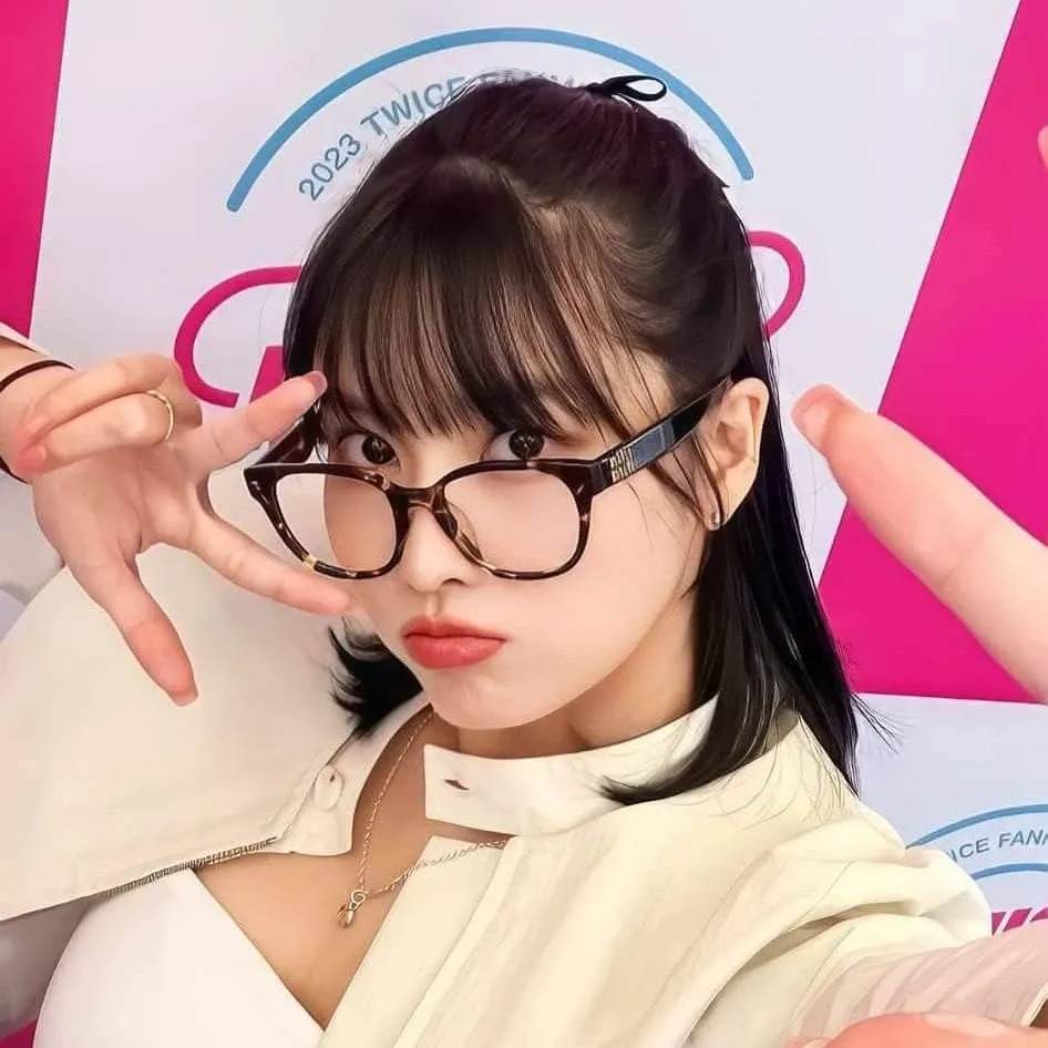 Potret di balik layar TWICE