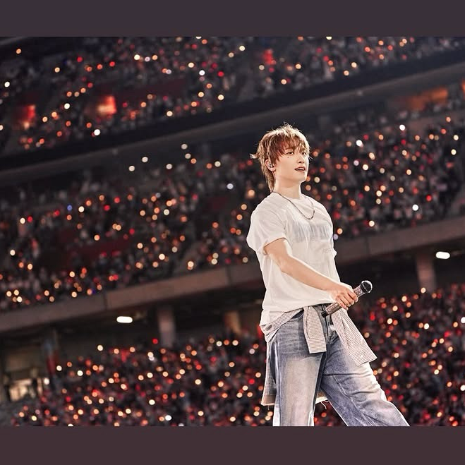 A moment captured by Dino (SEVENTEEN)'s fan