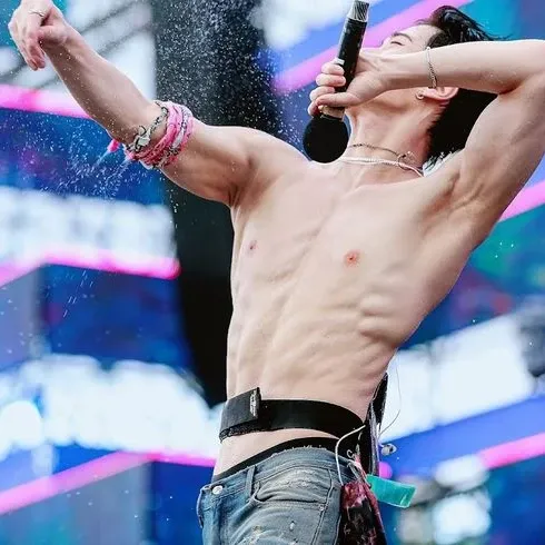 Behind-the-scenes cut of Moonbin (ASTRO)