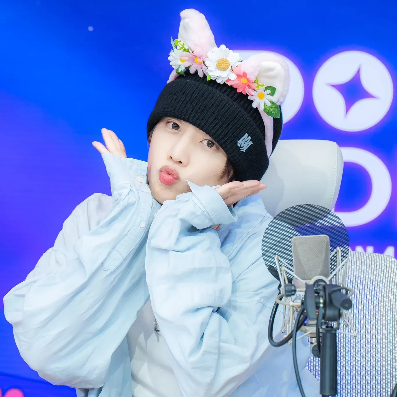 Behind-the-scenes cut of Sunwoo (THE BOYZ)