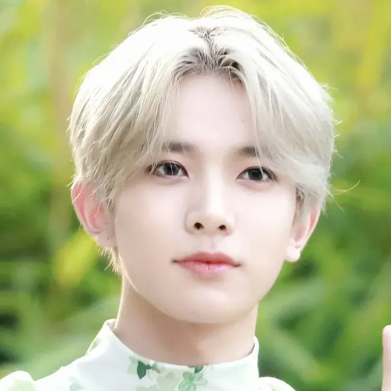 희승 최근 활동샷