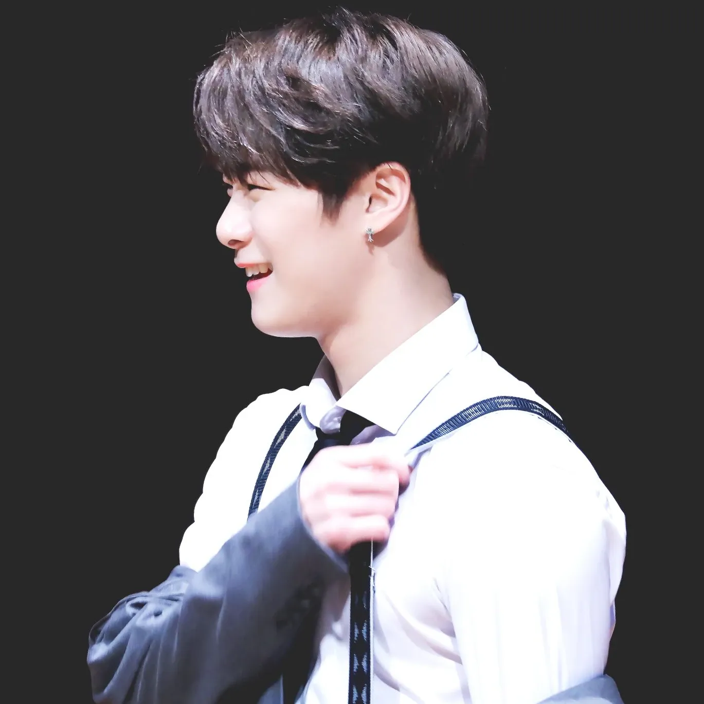 아스트로의 최신 사진