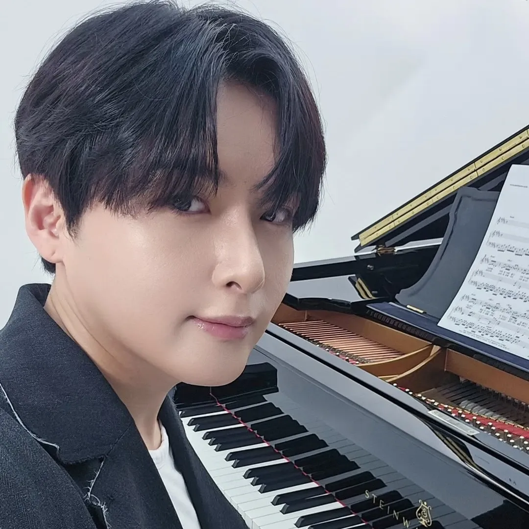 厉旭 (Super Junior)粉丝拍下的瞬间