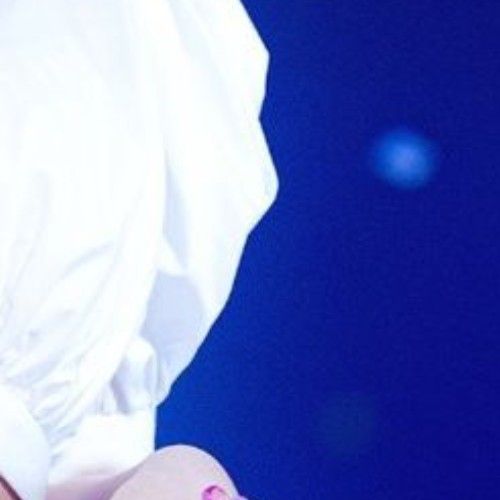 Latest photo of LIZ (IVE)