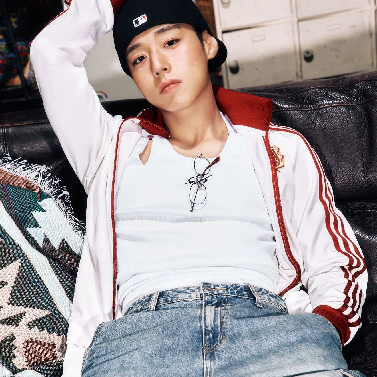 Foto aktivitas terbaru Park Jihoon