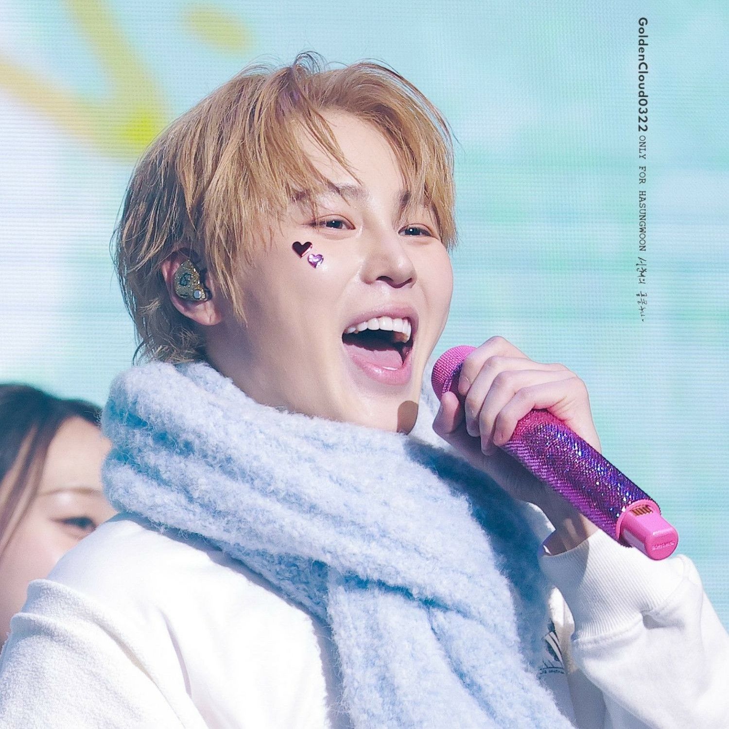 하성운 최근 활동샷